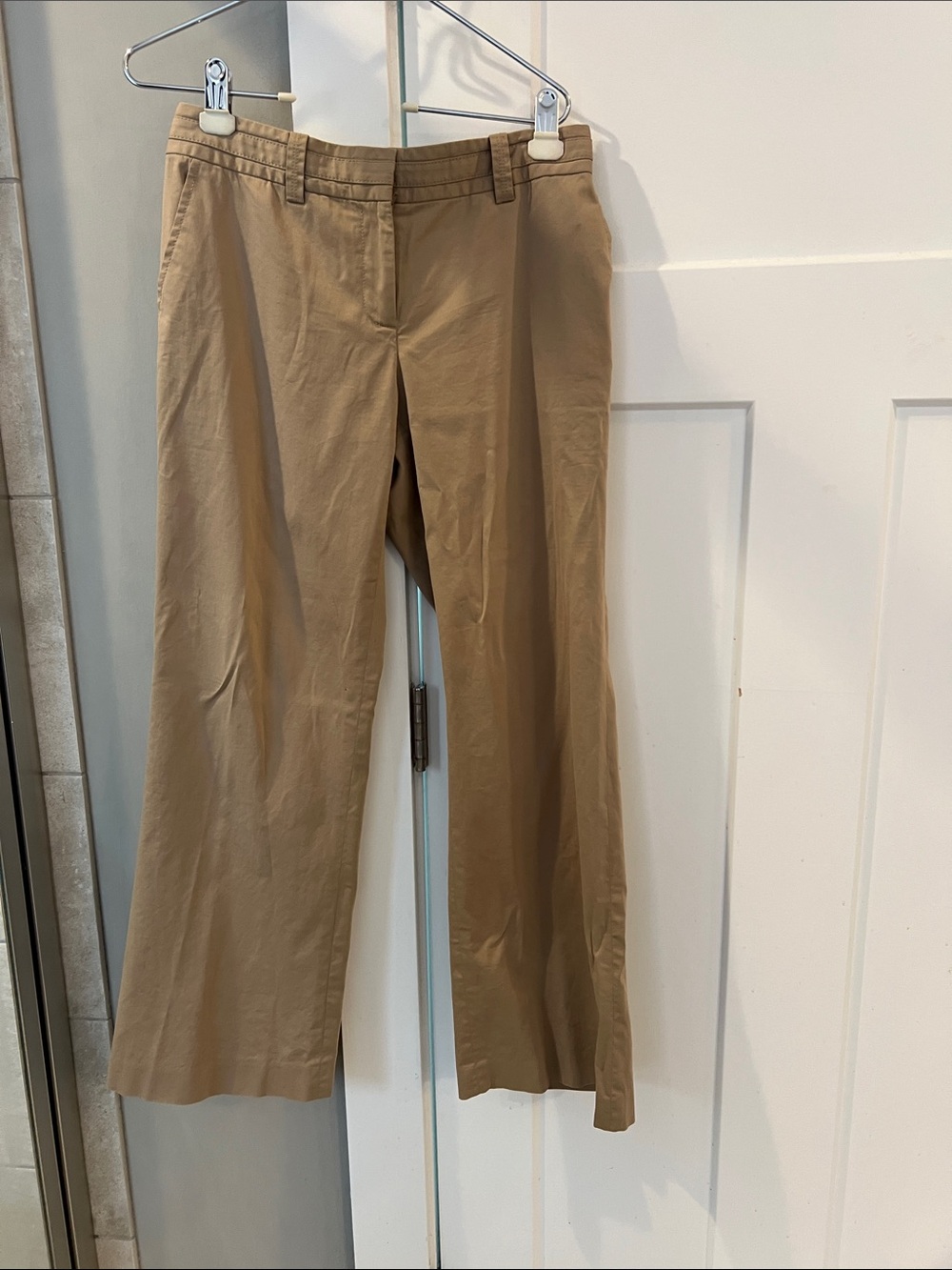 Talbot’s Classic Tan Straight-Leg Pants size 6P